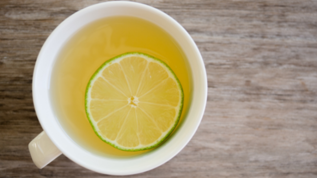 Brazilian cold flu remedies honey and lime tea
