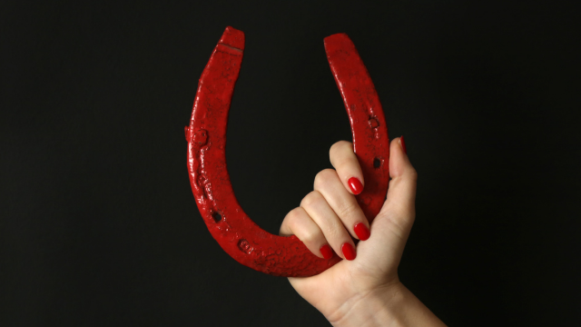 Superstitions in Italy touching iron